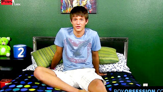 Devouring Desire Petite Gay Stud Wields Thick Dick, Beats Himself to Pleasure