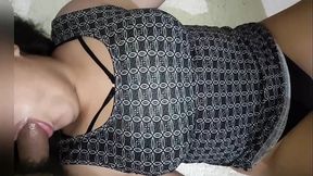 Mi hermanastro me esp&iacute_a cuando duermo y me coge muy rico cuando no est&aacute_n nuestros padres