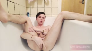 twink fingering a hole in the bathroom
