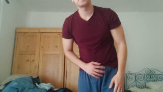 Stora kuk homosexuella i POV: snuskigt prat avrunkning, avsugning, onani och het creampie cumshot