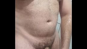 Rodrigo urso no banho