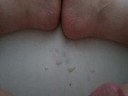 Young chub cumming on his feet