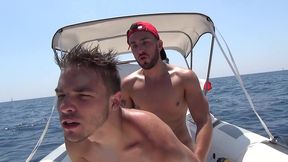 pillonage en d un petit cul serre et imberbe par la bite d un marin b. - lifeguard - scene 4