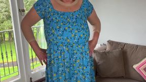 Aunty Sandra Layered up Again for You Vgq54