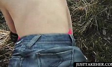 Amateur redhead gets nailed doggy style outside