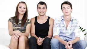 ”Bi Sex guys sharing a fresh muff”