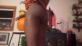 vanniall fucks a jack-o-lantern for halloween