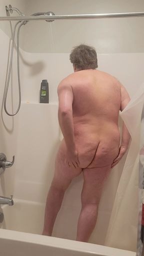 Cum and watch me shower