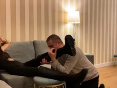 Goddess Ellyah – Boots Worship