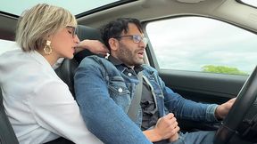 naturellement, didine prend la main sur sa sexualite...