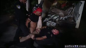 Man Gives Cop a Hot Interracial Blowjob: Amateur Men, Nude Cops, and More!