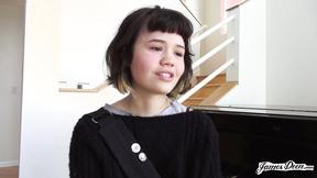 ”Yhivi Applies Online To Have Sex With James Deen”