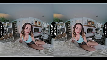 UP CLOSE VR - All-Natural Chanel Camryn Has MULTIPLE QUIVERING ORGASMS From Kyle Mason&#039_s Huge Dick