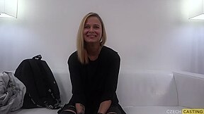 Aneta, Casting