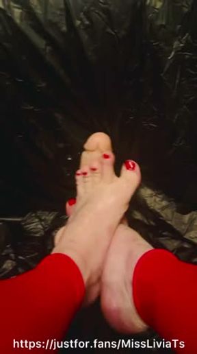 Foot fetish footjob for anyone who's into it and wants to try it with me! It really turns me