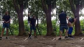 casado arrombando meu cu na trilha do parque