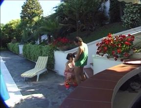 Hairy pussy fucking anal penetrated the garden