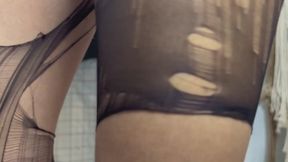 Goddess Drinks a Potion and Turns Into a Giantess