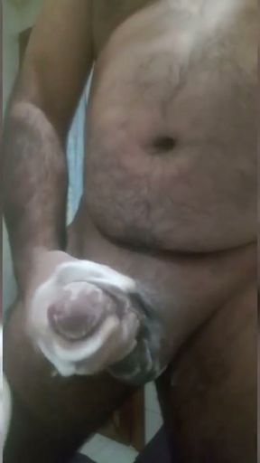 I thought it's good to be in the shower today. Is there anyone who wants to be in the shower with me while watching the   Clip 1