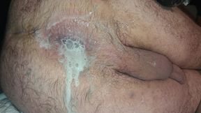 Filled my arse hole with cum