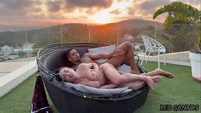 leo and luizaLeo Santos penetrating his big cock into a hot Latina who screams loudly for all the neighbors to hear.