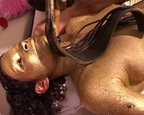 Gold show at the Big Stepsister club