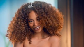 Kinky ebony babe Cecilia Lion shows off her wide-opened pussy