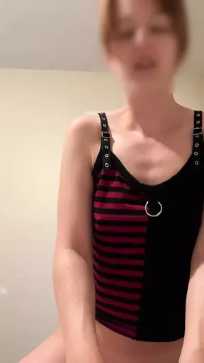 Red-haired MILF offers coworker a hot fuck me session