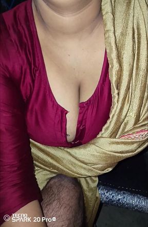 Hand jab by desi nigeboor waife