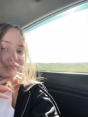 LillyCrei video