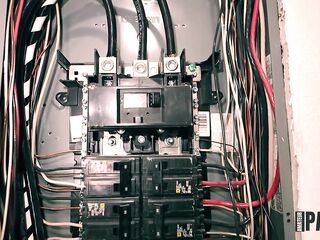 I tempted the electrician so that guy screwed me in the butt