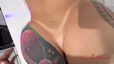 DEIXEI O DOTADO FUDER NO PELO ELE FUDEU TÃO GOSTOSO QUE GOZOU E CONTINUOU METENDO FOI PRO 2 ROUND