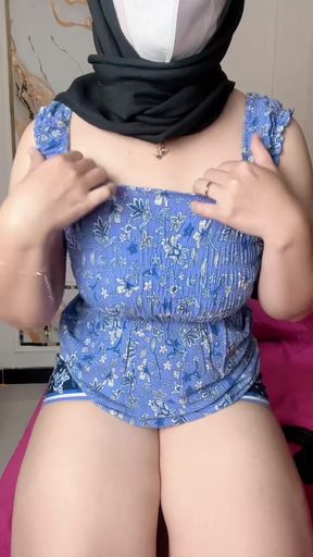 Playing in bed in the morning makes you feel good