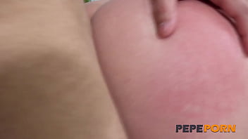 Amateur blonde with a perfect ass does a porn casting for a young newbie. Tania Lopez is always fucking on PepePorn