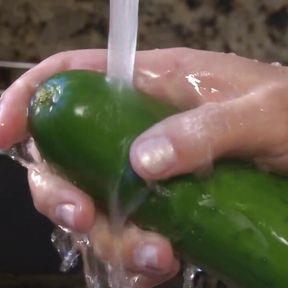 A Desperate Housewife Uses Cucumber and Carrot as a Substitute for a Big Hard Cock