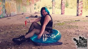 Mistress Blue Toys R Us Q16 blow to pop 4K UHD Version