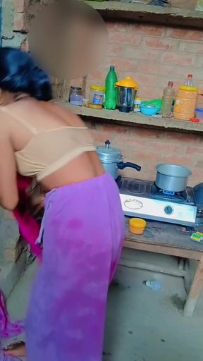 Sister-in-law played Holi with brother-in-law and had sex with hot sister-in-law. <br />
Indian Desi Bhabhi Sex Village Indian Devar Bhabhi Hot Sex <br />
On the day of Holi, brother-in-law and sister-in-law