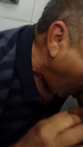 Daddy's Big Cock Blowjob - Amateur Old Young Gay Sex Video