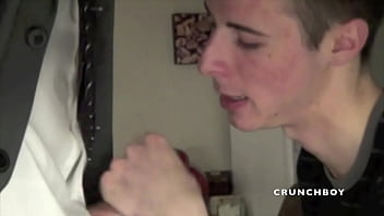 Straight worker in uniform fuckd by sneakerboy at home