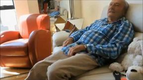 Père pipe - Amateur Hunk Suce