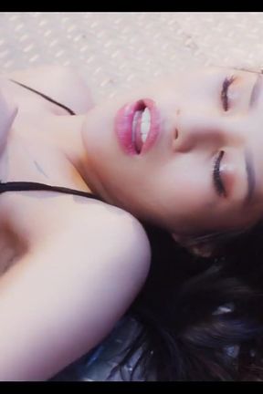 Fucking an Asian Pole Dancer with a Creampie