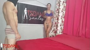 Veja completo no RED o Boy veio aqui em casa mete em mim s&oacute_ pra mim goza na boquinha dele.