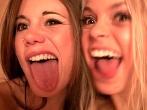 Caprice & Sabrina in sauna