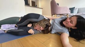 compilacion de lesbianas haciendo lucha libre femenina muy caliente