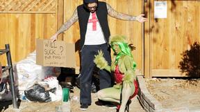 ”The Grinch gives up & wants some ass pumping”