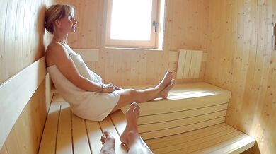 Squirted by blonde milf in public sauna while he jerked off
