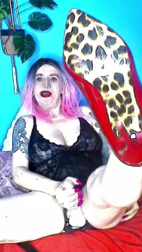 Lady Angela Animated Strapon POV