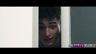 Neglected MILF Abby Rose Seduces Stepson Jodie in Hardcore Stepmom Fantasy