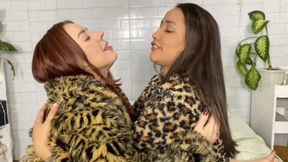 How delicious it is to kiss your mouth, my love Part 1 By Ariel and Babi Ventura Cam Full HD.