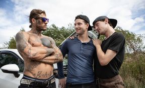 Cuckolding with roadside ASS istance and gape
